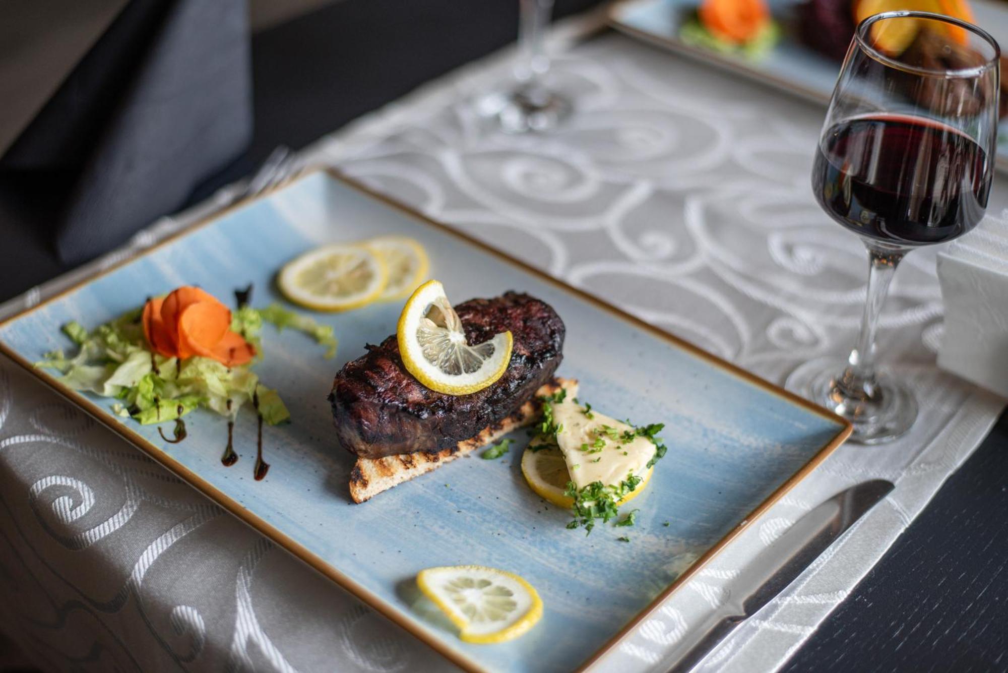 Hotel Marea Neagra Sinaia